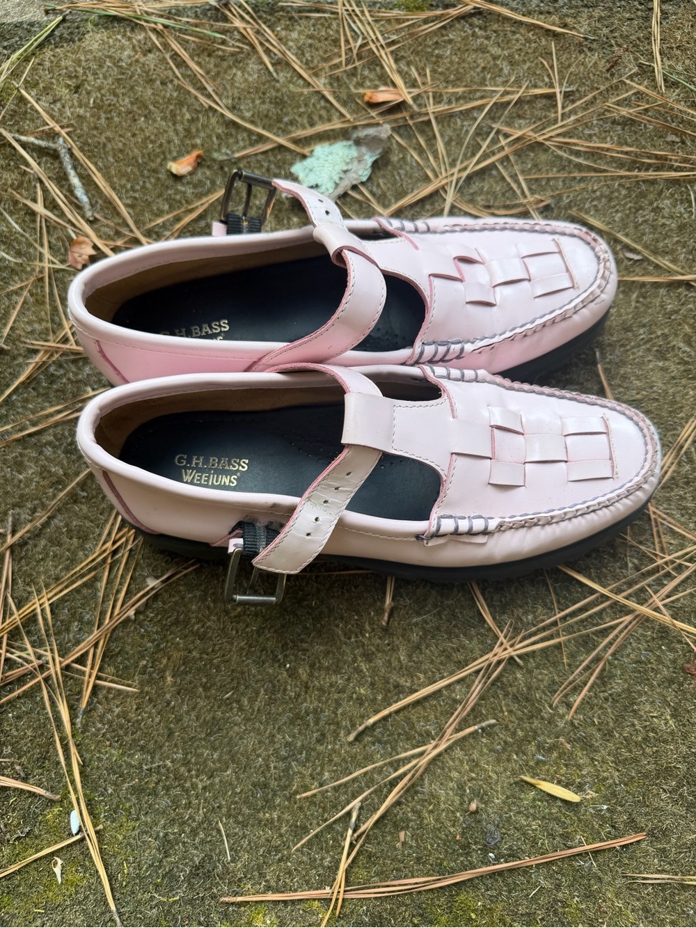 G.H. Bass Weejuns pink fisherman loafers